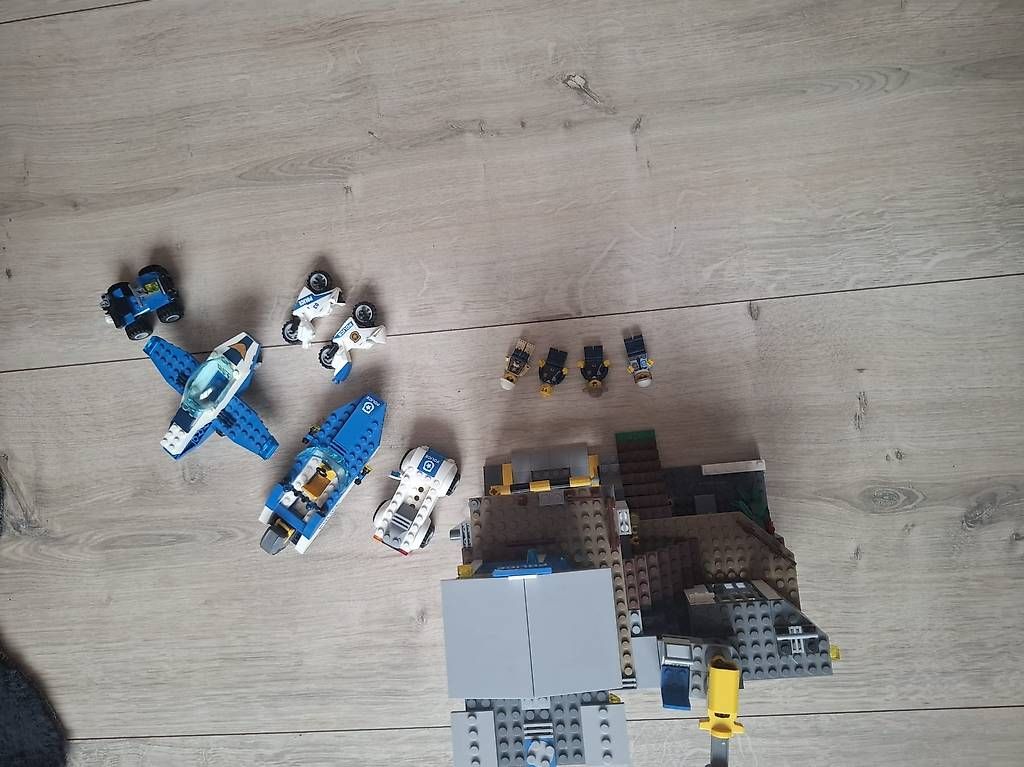 Giocattoli: Lego Polizei – Usato da Safnern venduto da barbarah01 2