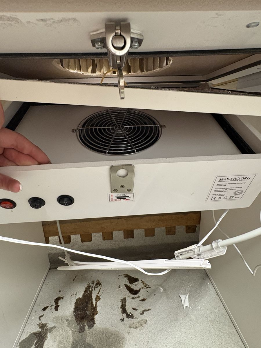 Ongles artificiels: Tischstaubabsaugung – D'occasion à Winterthur par Doribes 2