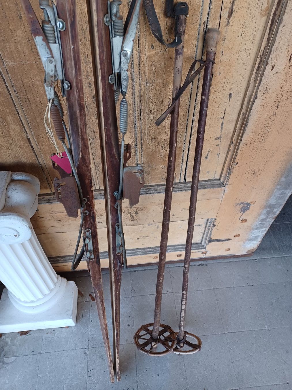 Sci: antike Holzski – Usato da Wangen a.Aare venduto da spd01 2