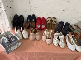 Verschiedene Damenschuhe (62)