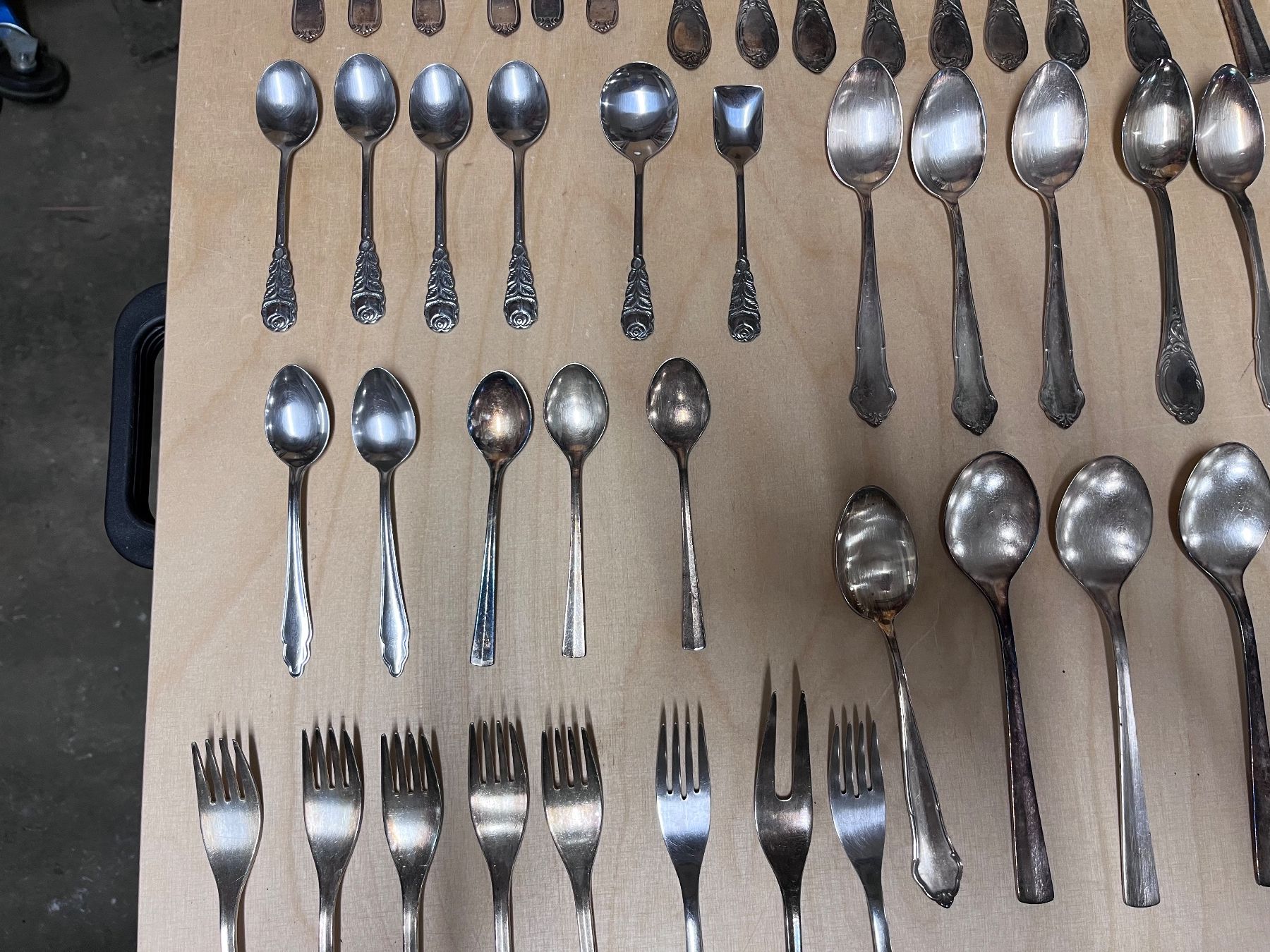 Bestecksets: Grosses Besteck Set teilweise versilbert – Gebraucht aus Russikon von sparklingvision 4