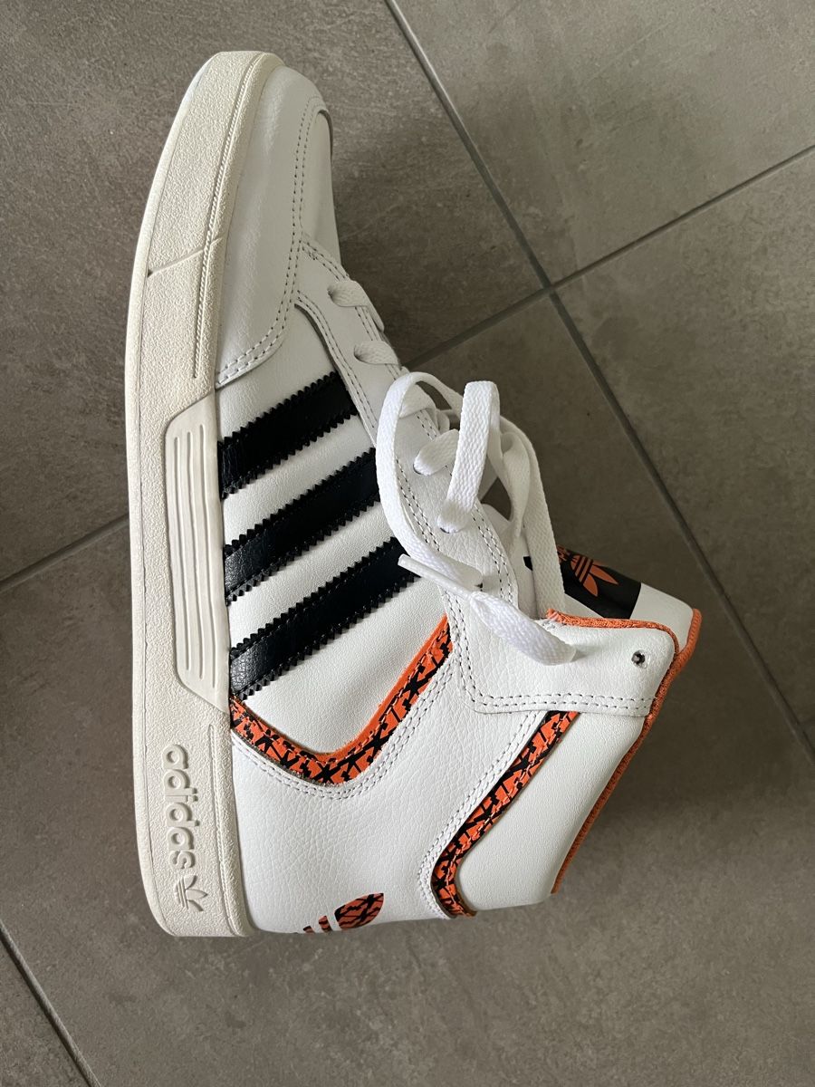 Adidas Scarpe da uomo: Baskets Adidas – Nuovo (secondo la descrizione) da Torny-le-Grand venduto da Samsautaux 3