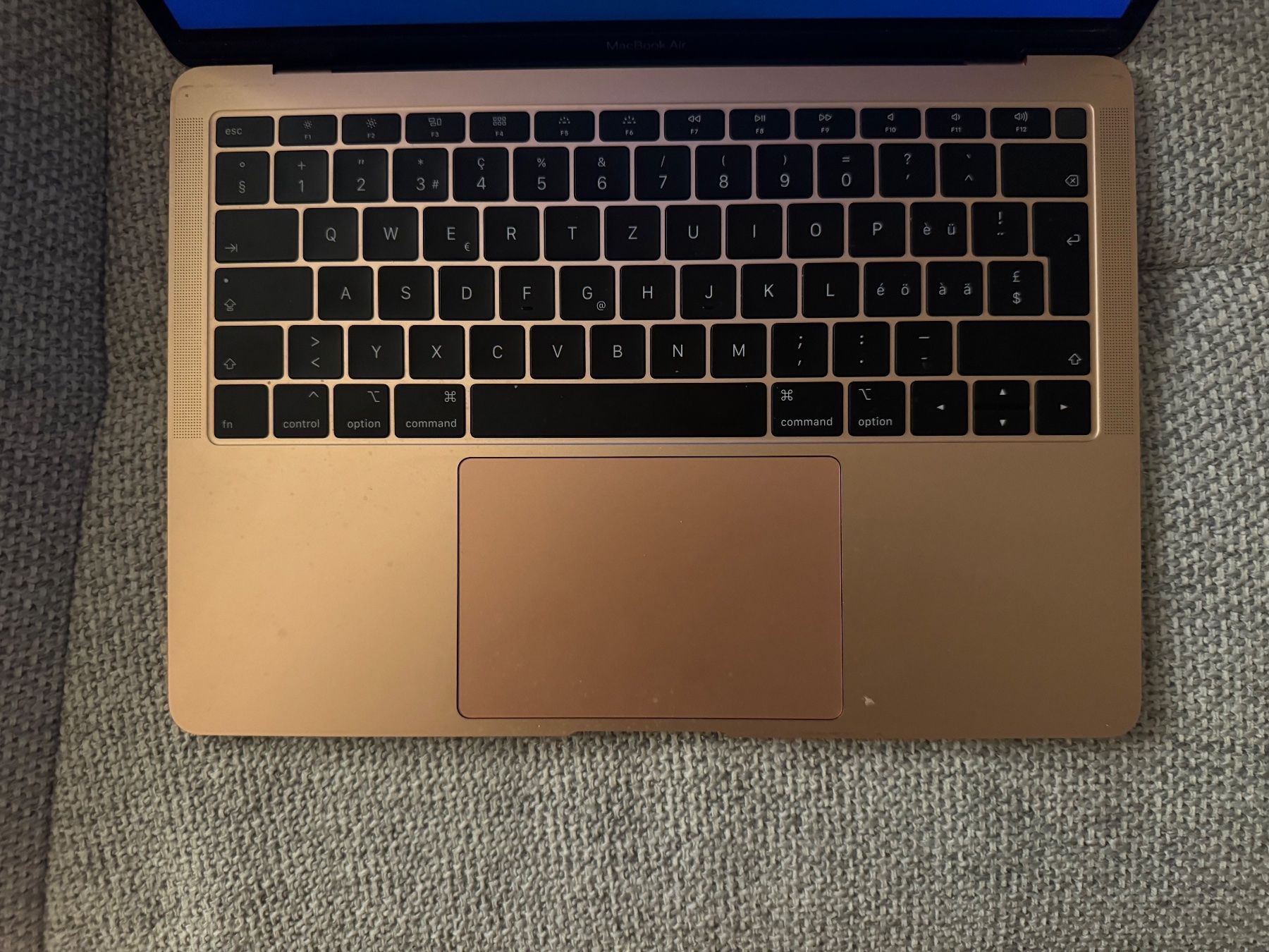 Apple Notebook: MacBook Air 13 Zoll – Difettoso da Adliswil venduto da Busys 2
