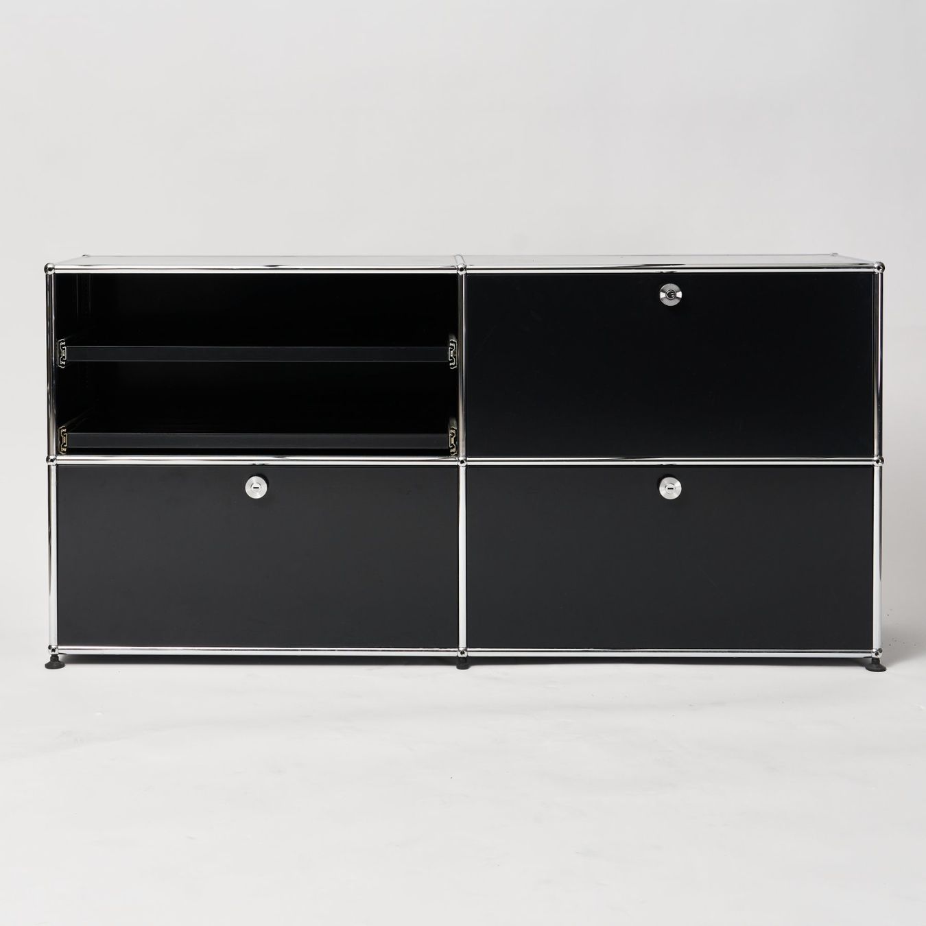 Scaffali: USM Sideboard 2x2 schwarz offen 1216 – Usato da Affoltern am Albis venduto da Zapro 4