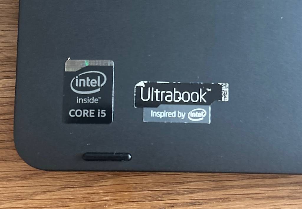 Notebook: Lenovo Yoga 12, Intel CORE i5 – Usato da Wallenwil venduto da Britishbulldog 3