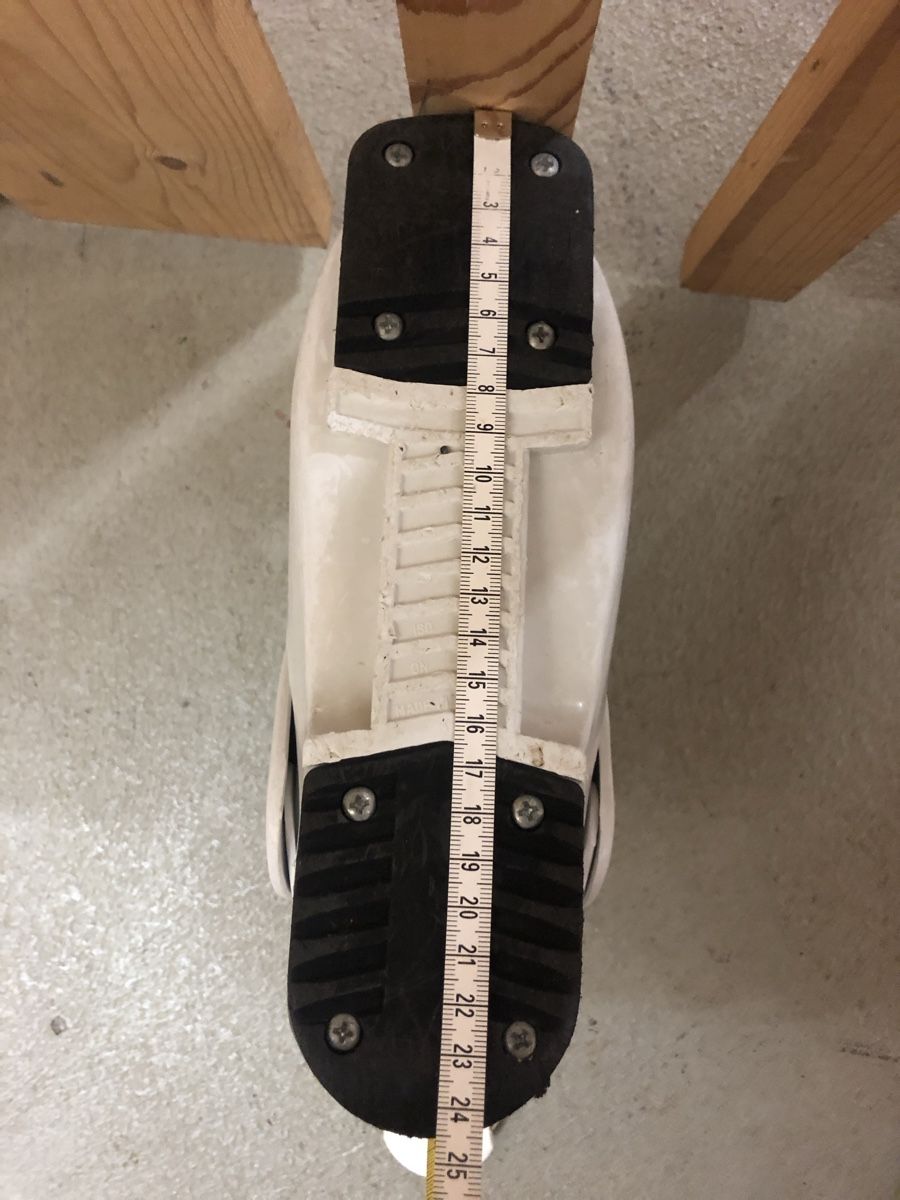 Scarpe da uomo: Alpin Skischuhe, Grösse 25.5 – Usato da Hünenberg venduto da Agent000 1