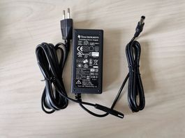 Texas Instruments Netzteil Ladegerät AC9940 5.9V 4000mA 4A