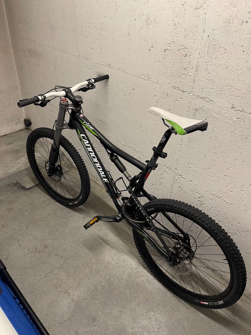 Cannondale Biciclette: Cannondale Lefty Mountain Bike - Large – Usato da Luzern venduto da mic_7nlp