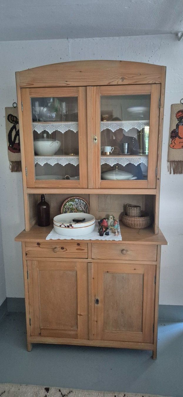 Büffets: Buffet – Gebraucht aus Dinhard von ber_m2z2