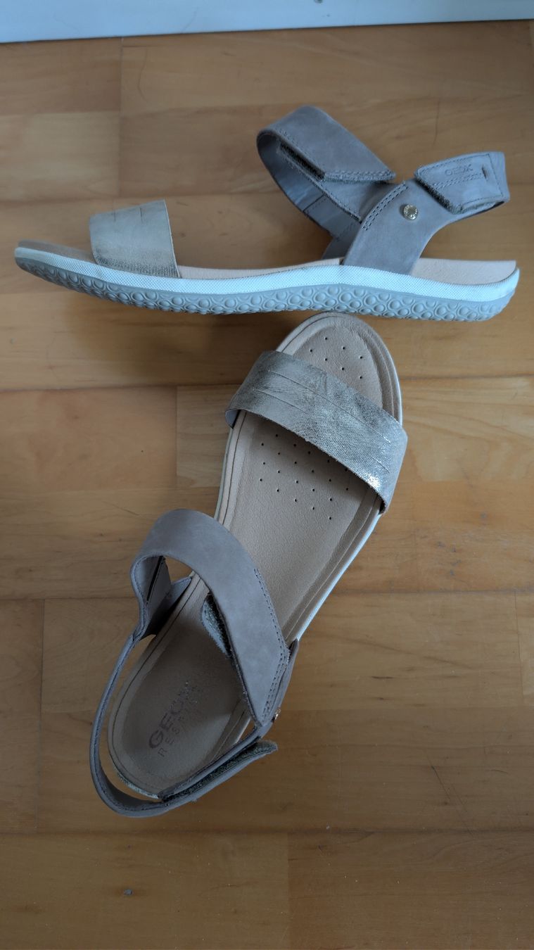 Geox Scarpe da donna: Geox Sandalen Vega – Usato da Stäfa venduto da Viviane77