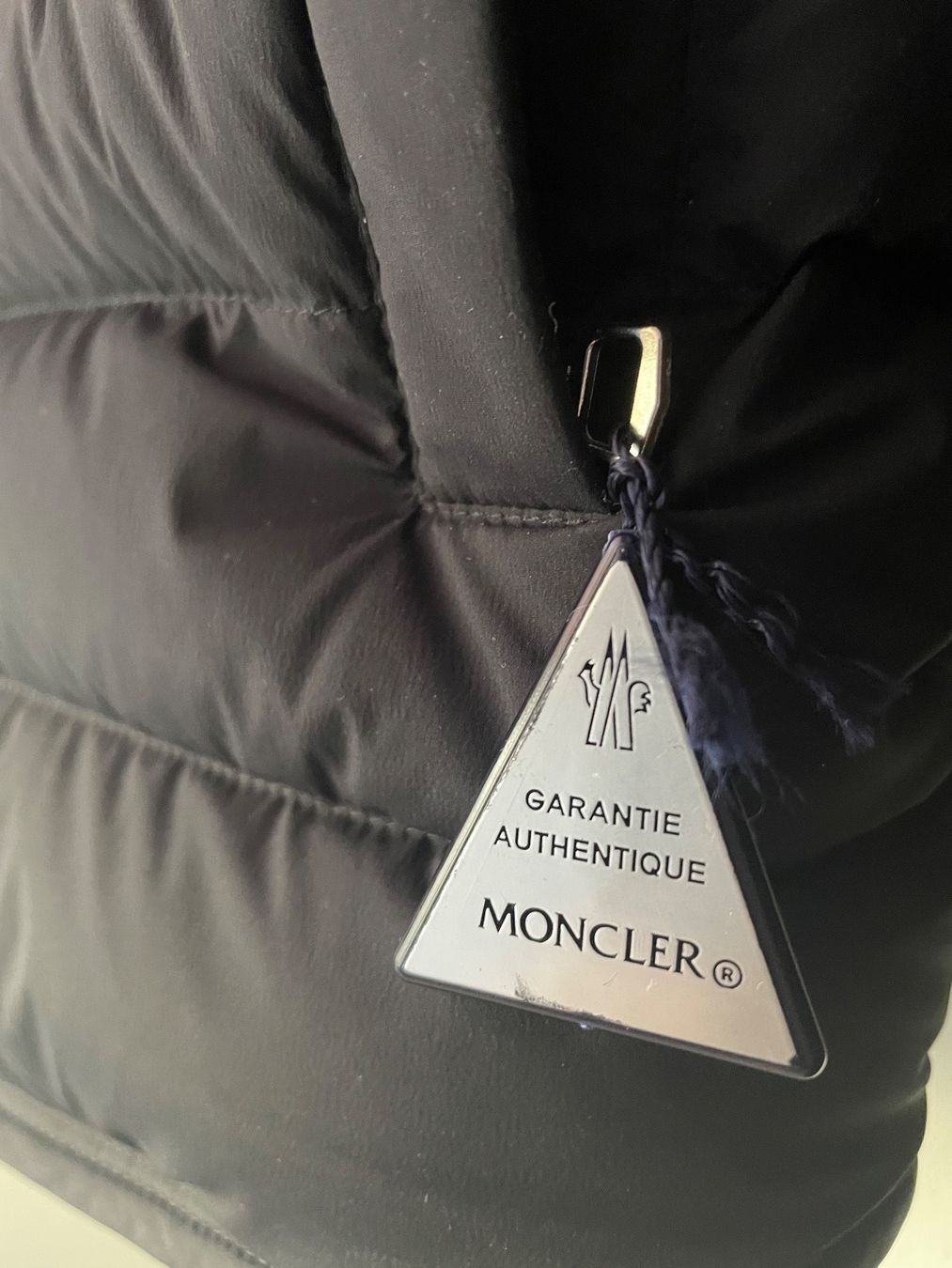 Moncler Giacche: Veste Moncler – Usato da Genève venduto da Videdress22 3