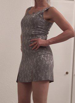 Vestiti: graues Sommer- oder Abendkleid Größe 36 elastisch und sexy – Usato da Fribourg venduto da monca