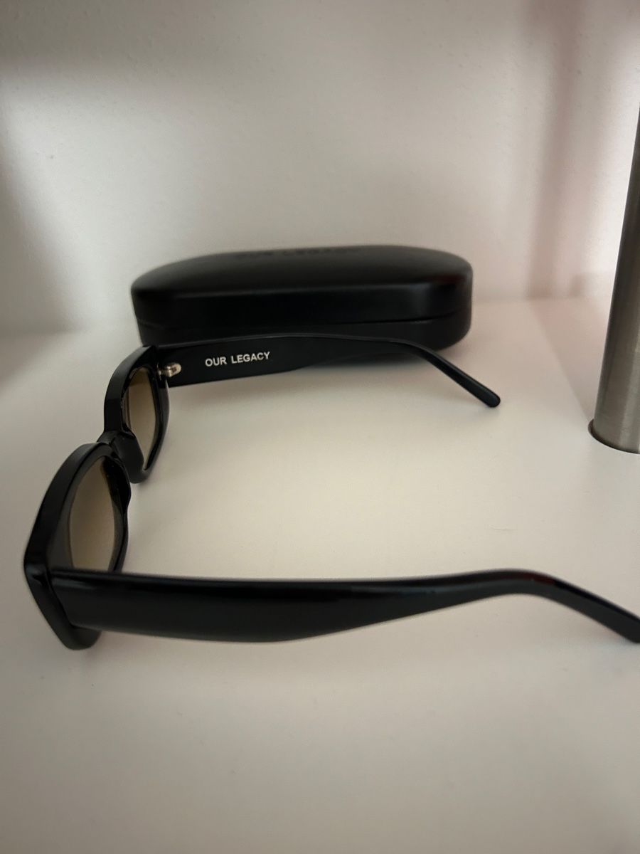 Lunettes & Verres: Our Legacy Black Samhain Sunglasses – D'occasion à Zürich par Secondhanddealer 1