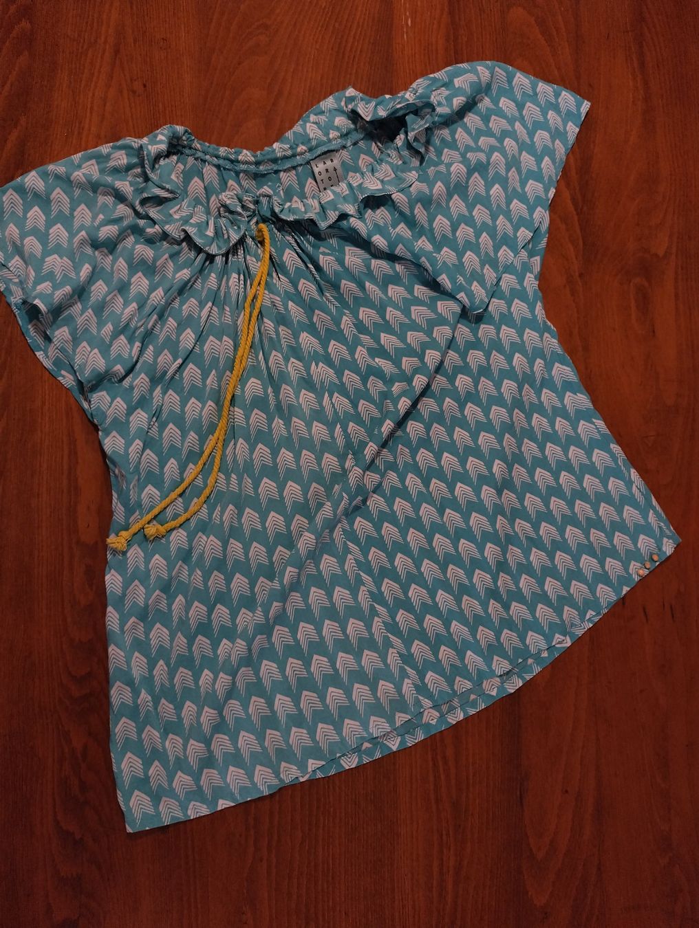 Camicette: Bluse, kurzarm (38) – Usato da Wettingen venduto da Arthur054