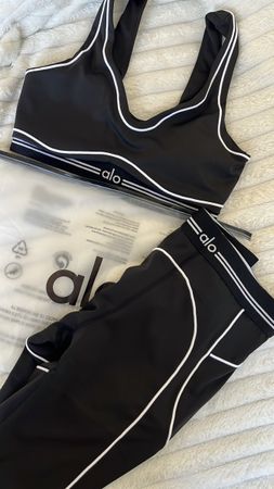 Ensemble sport Alo Yoga 