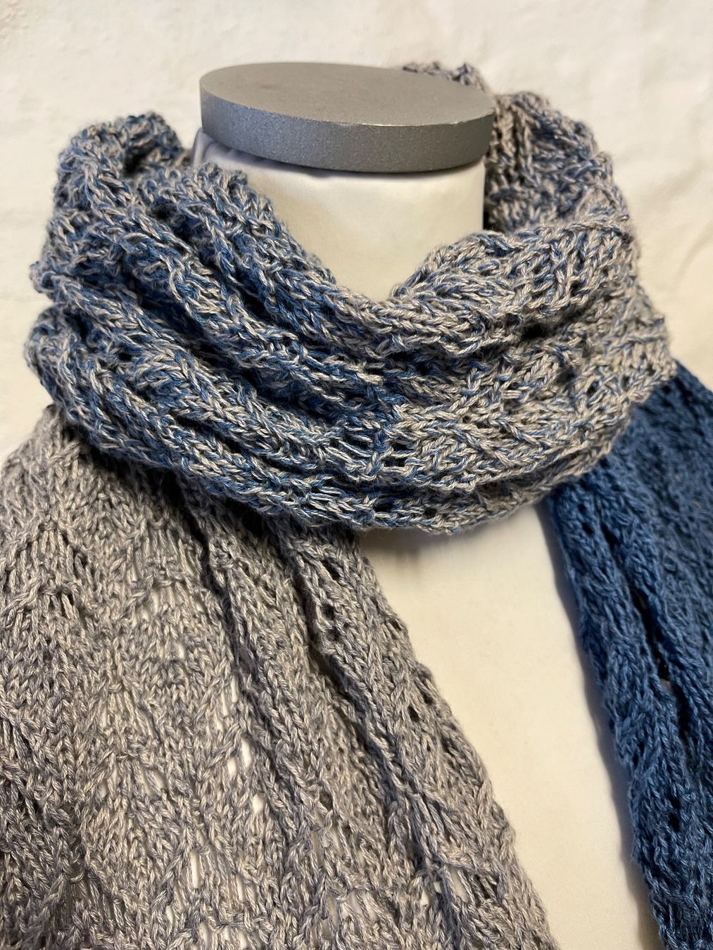 Foulard & Sciarpe: Schal, blau/grau – Nuovo (secondo la descrizione) da Urnäsch venduto da pas_5r9c 2