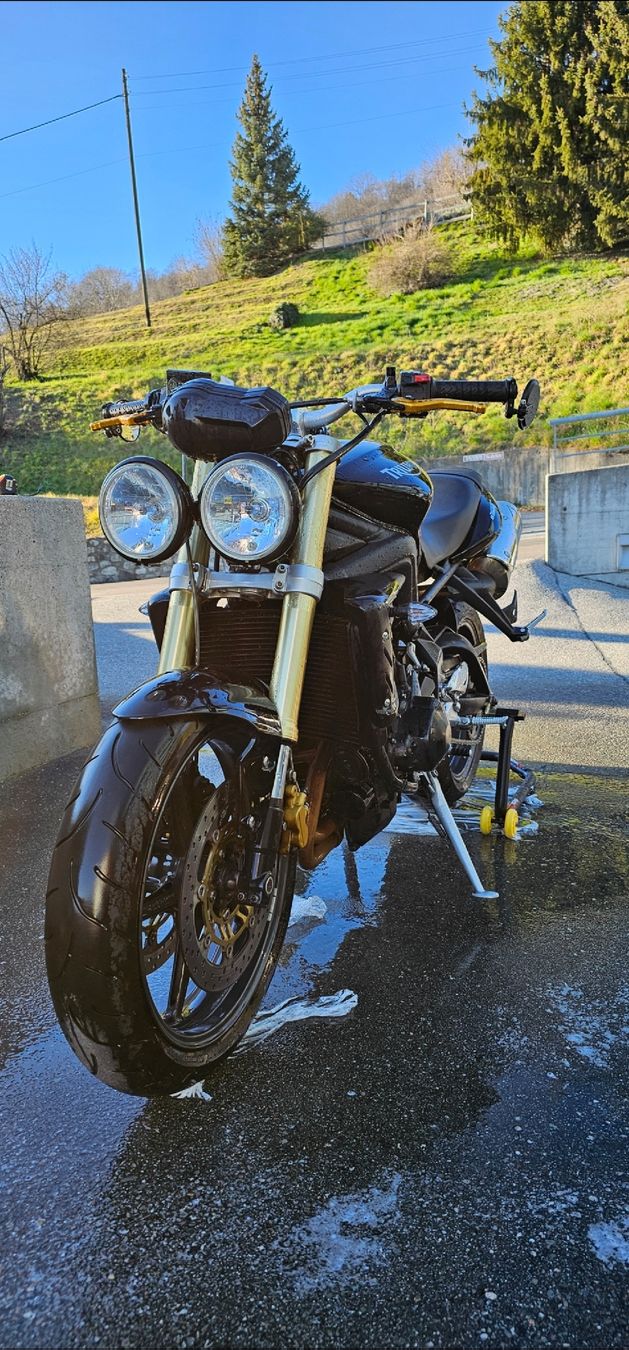 Triumph Strada: triumph street triple 675 – Usato da Vernate venduto da b4r_kwf7 2