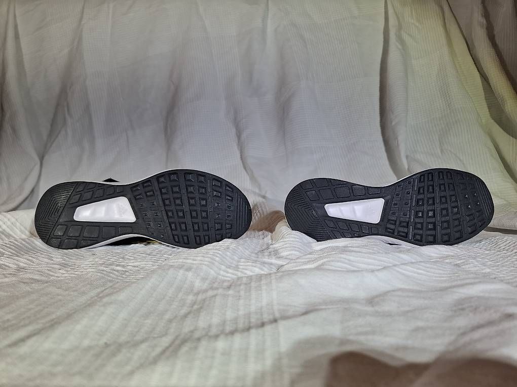 Scarpe da uomo: Adidas Runfalcon Gr. 34 Neu – Usato da Greifensee venduto da Timerons 4