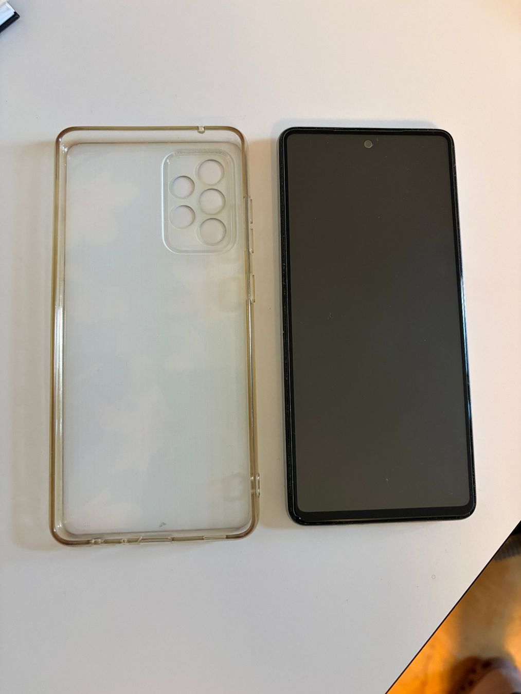 Samsung Telefoni cellulari / Smartphones: Smartphone Samsung Galaxy A52 mit Hülle – Usato da Bülach venduto da LuDe10 3