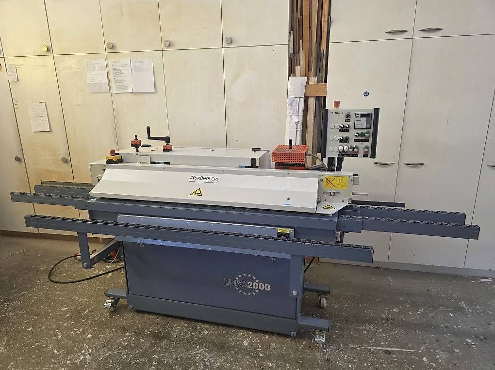 Tutte le macchine: Kantenleimmaschine Habrok 2000 – Usato da Bonaduz venduto da mc-spezial
