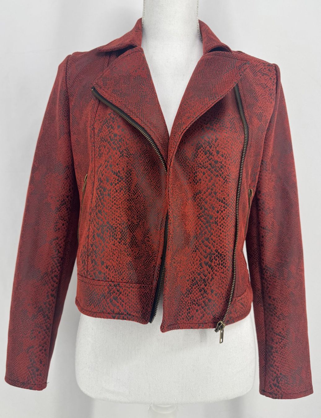 Giacche: 00's ZEBRA Blazer Simili Python Rouge & Noir, Zip Bronze, S – Usato da Lausanne venduto da PlusValue_Lausanne 2