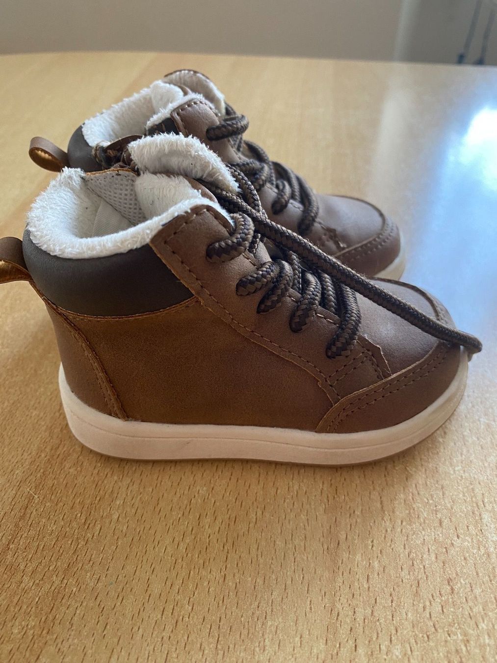 Scarpe per ragazzi: Chaussure garçon brune T.18-19 – Nuovo (secondo la descrizione) da Le Brassus venduto da lionete02 1
