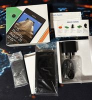 Smartphone Nokia Lumia 735 schwarz mit OVP und Zubehör