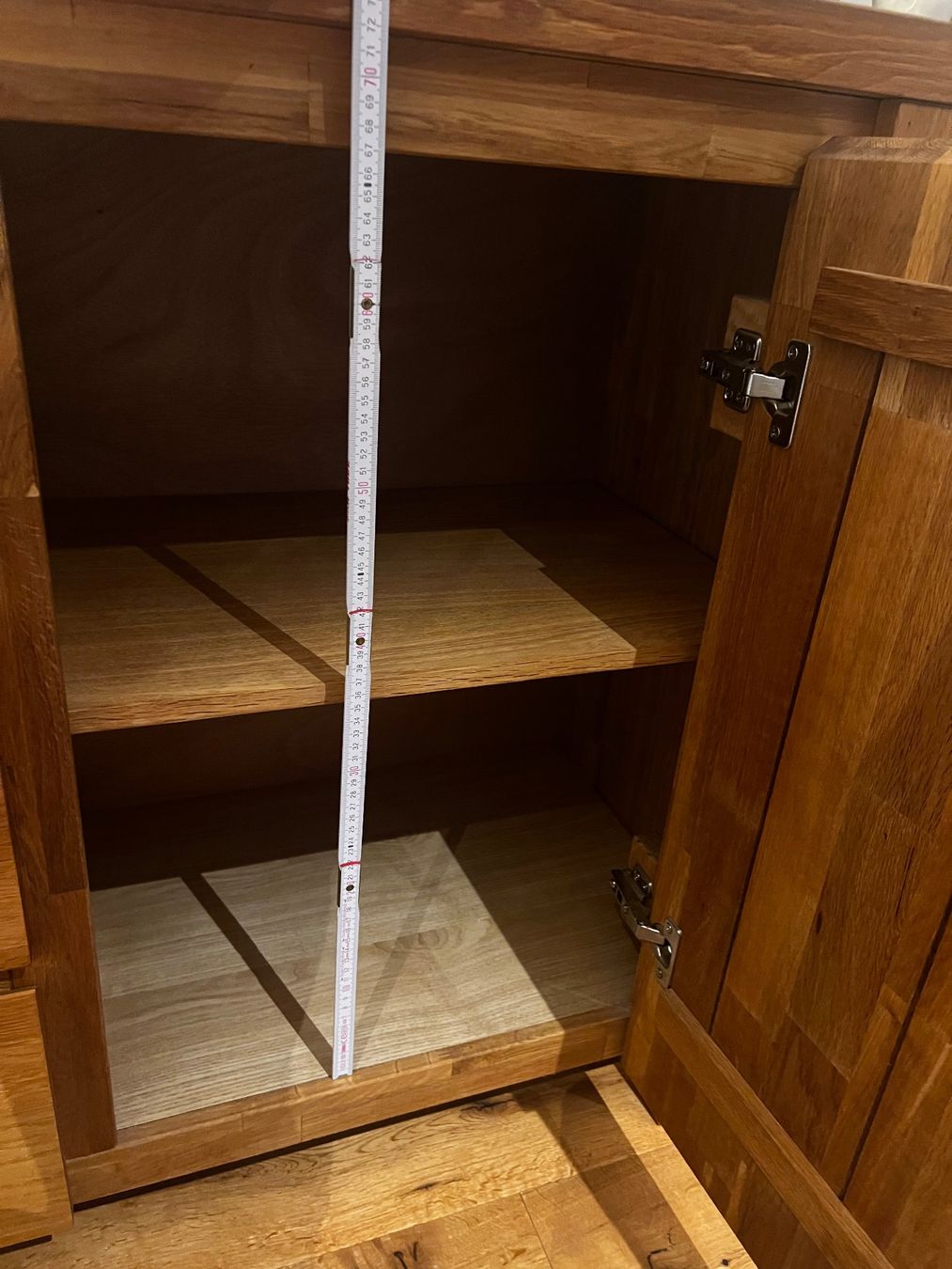 Commodes: Sideboard 2 Türen 3 Schubladen EICHE – D'occasion à Hünenberg par SAFS 3