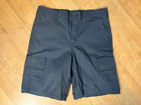Neu: Dunkelgraue Dickies-Shorts Gr. S