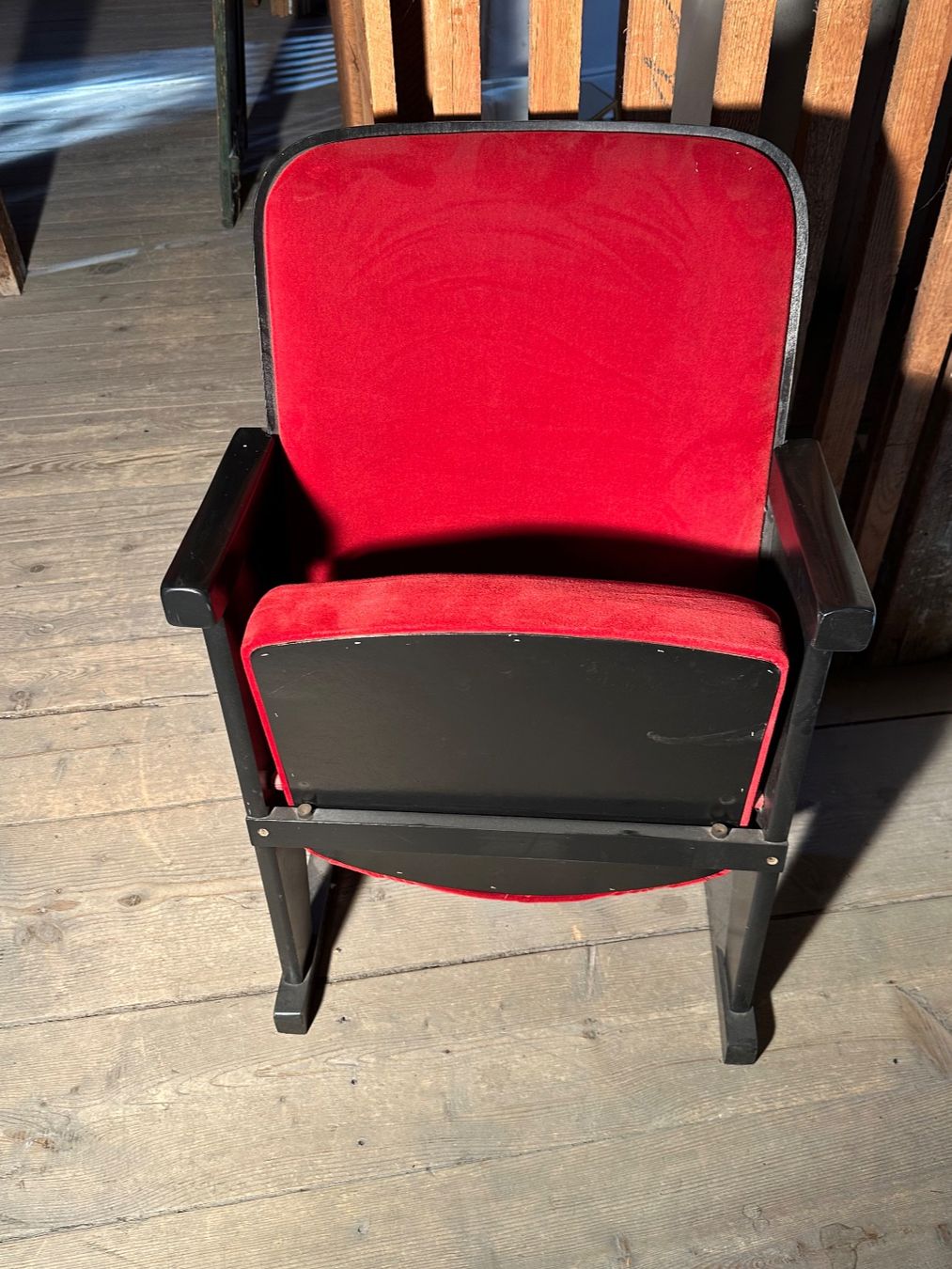 Home Cinema: Kinosessel rot – Usato da Bern venduto da Madad