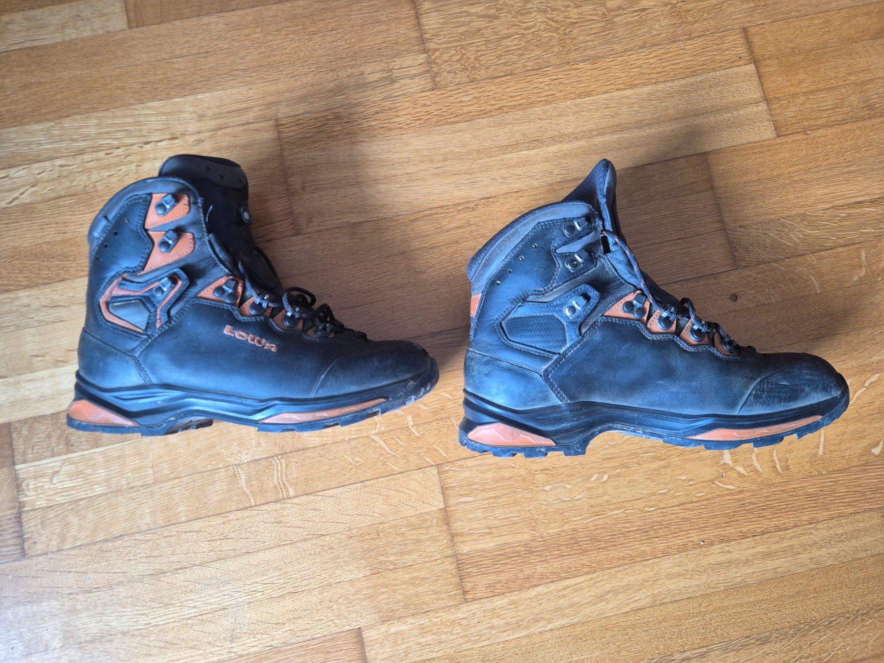 Lowa Scarpe da uomo: Lowa Wanderschuhe Gr. 42 – Usato da Emmenbrücke venduto da redfilou 3
