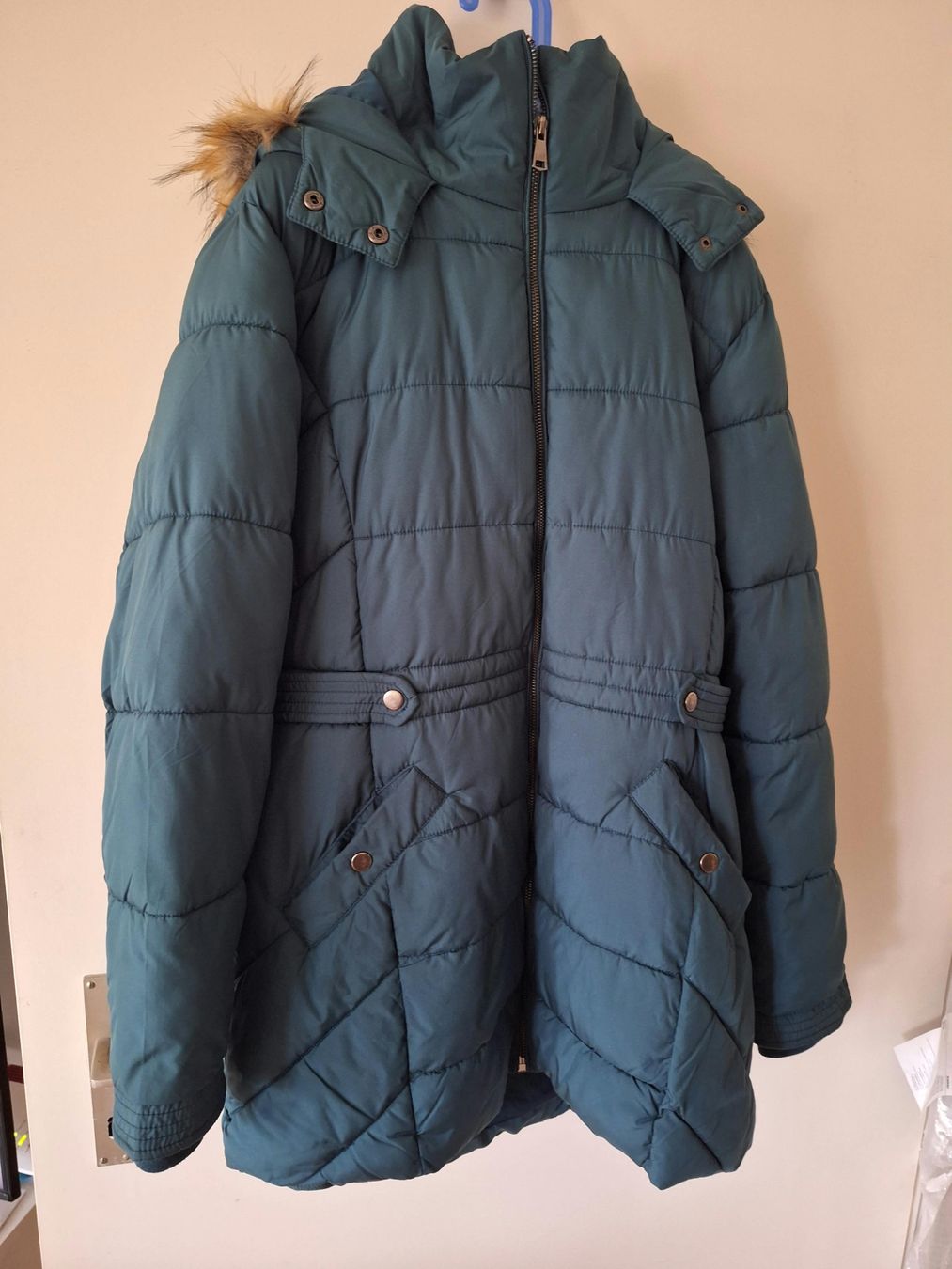 Giacche: Damen Winterjacke – Nuovo (secondo la descrizione) da Aesch BL venduto da sar_j59l 1
