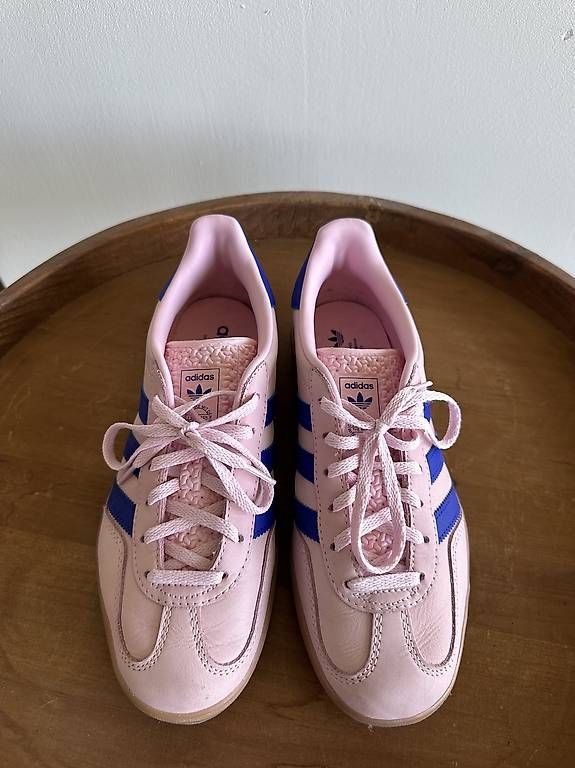 Damenschuhe: Adidas Gazelle Pink & Blau – Gebraucht aus Hünenberg von ln_22 1