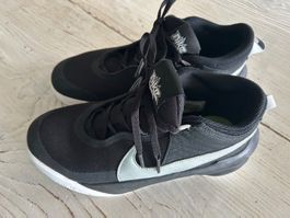 Nike Sneaker