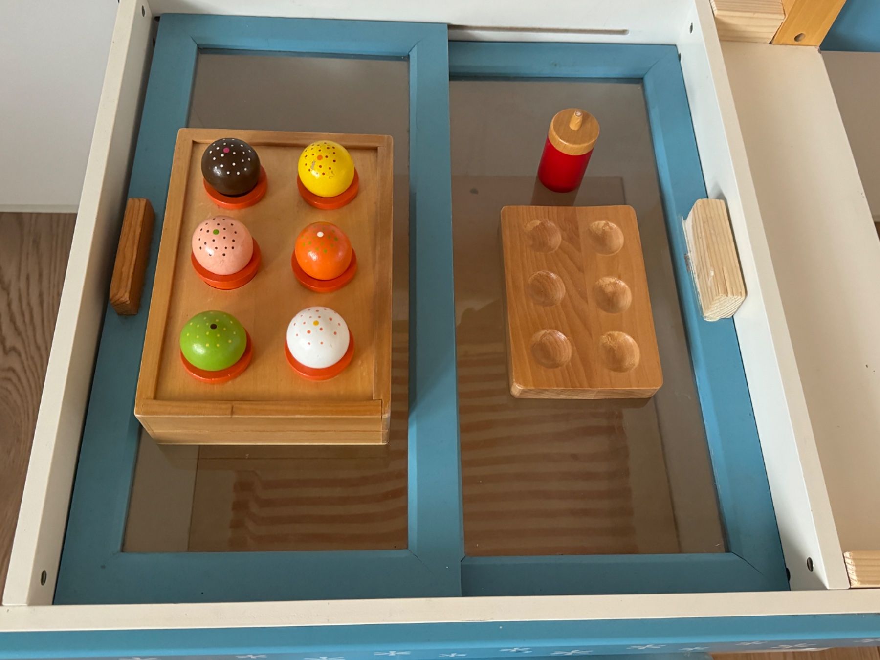 Giocattoli: Eiswagen / Eisstand / Glace Wagen aus Holz – Usato da Zollikon venduto da Krenapf 4