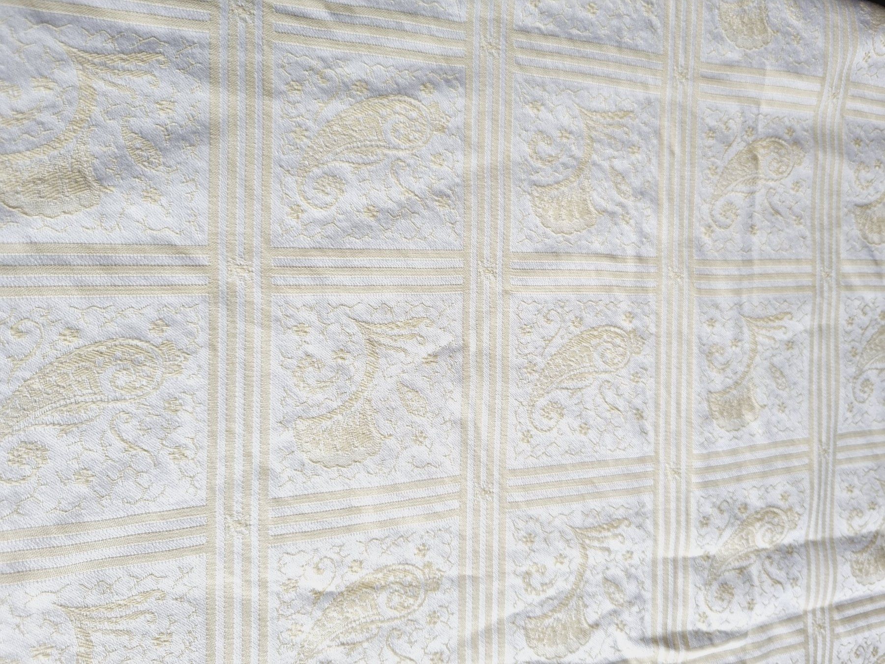 Altra biancheria da tavola: Tischdecke 104 x 83 cm Damast – Usato da geroldswil venduto da Gumball1 1