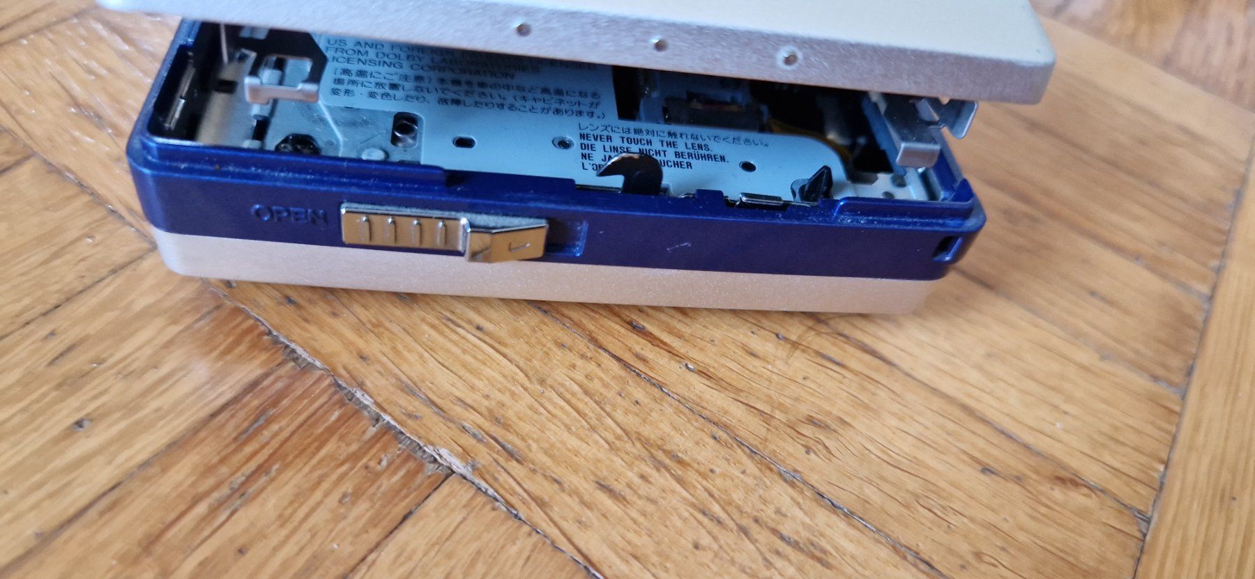 Minidisc: Sharp MD-MT15 MD-Player Minidisc – Gebraucht aus Dorf von  3