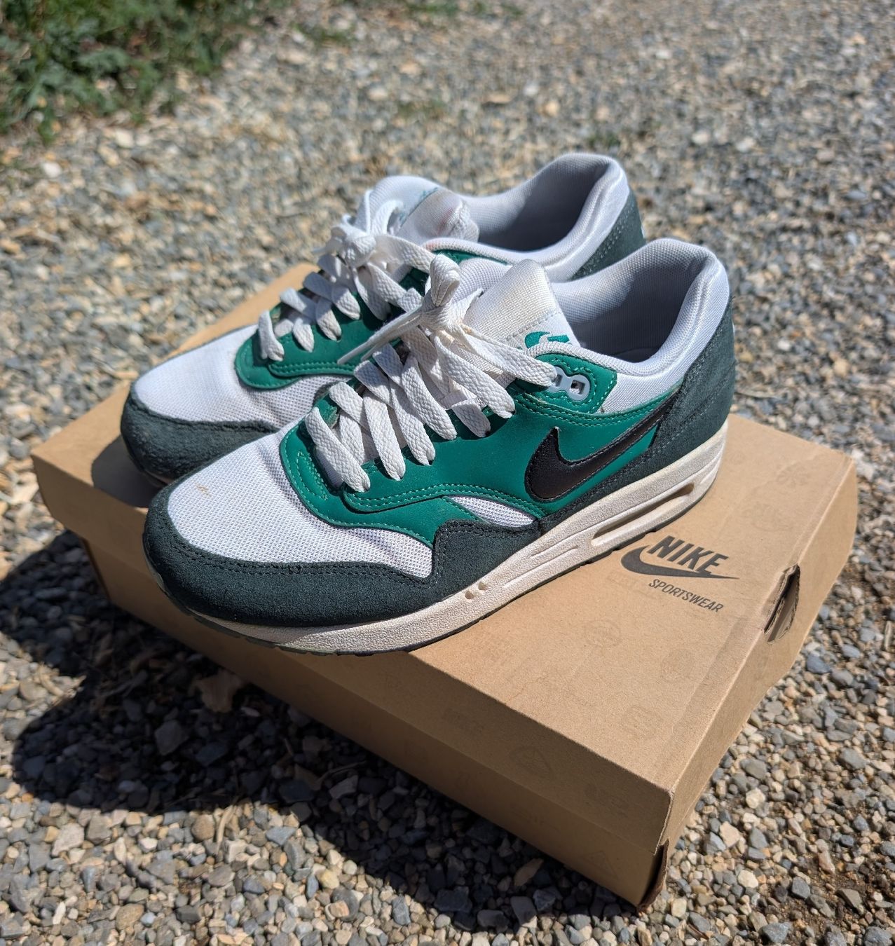 Nike Damenschuhe: Nike Air Max One Grösse 38.5 – Gebraucht aus Flumenthal von frfi