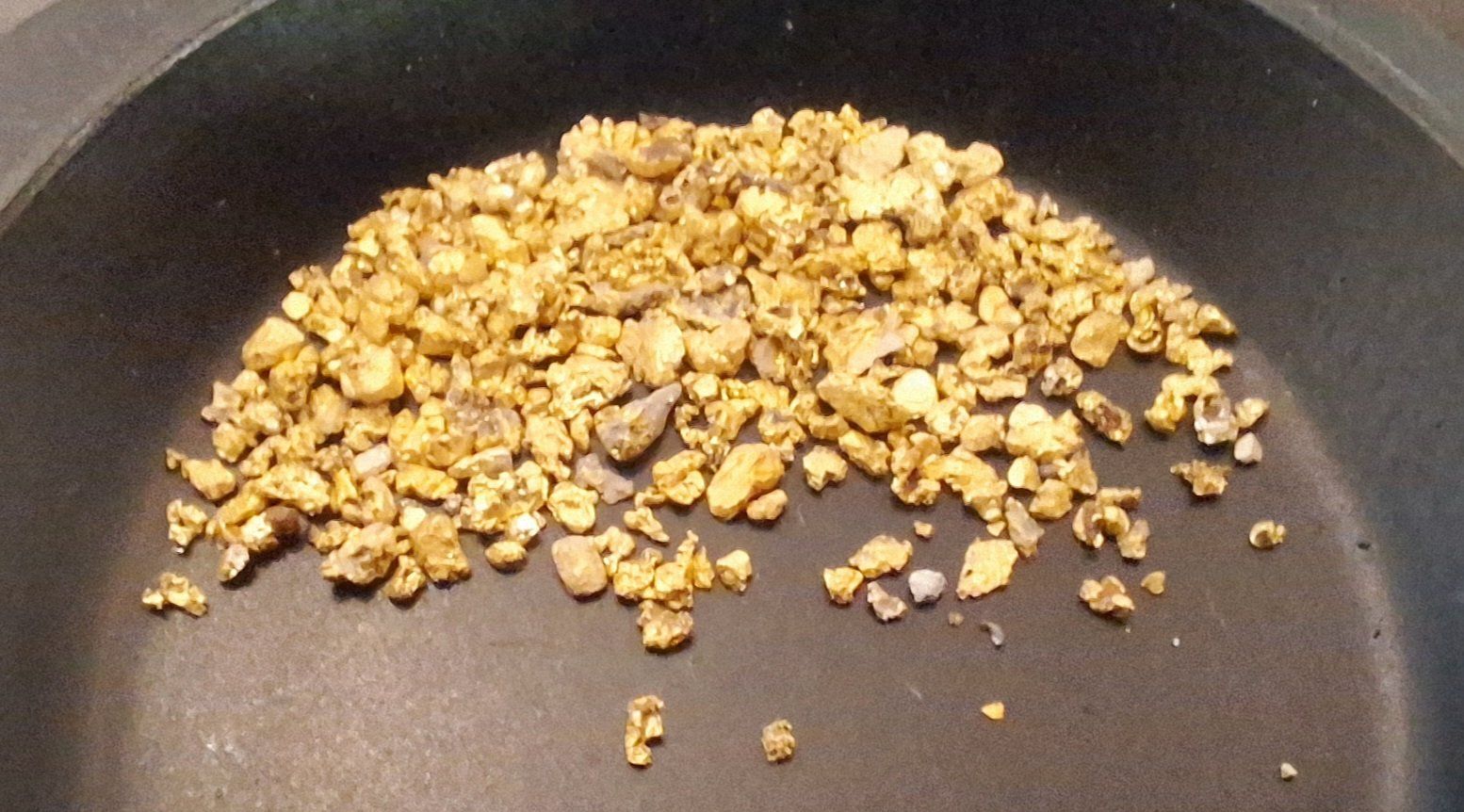 Edelmetalle: Schweizergold Goldnugget Graubünden – Gebraucht aus Weier im Emmental von GoldvorkommenSchweiz 2