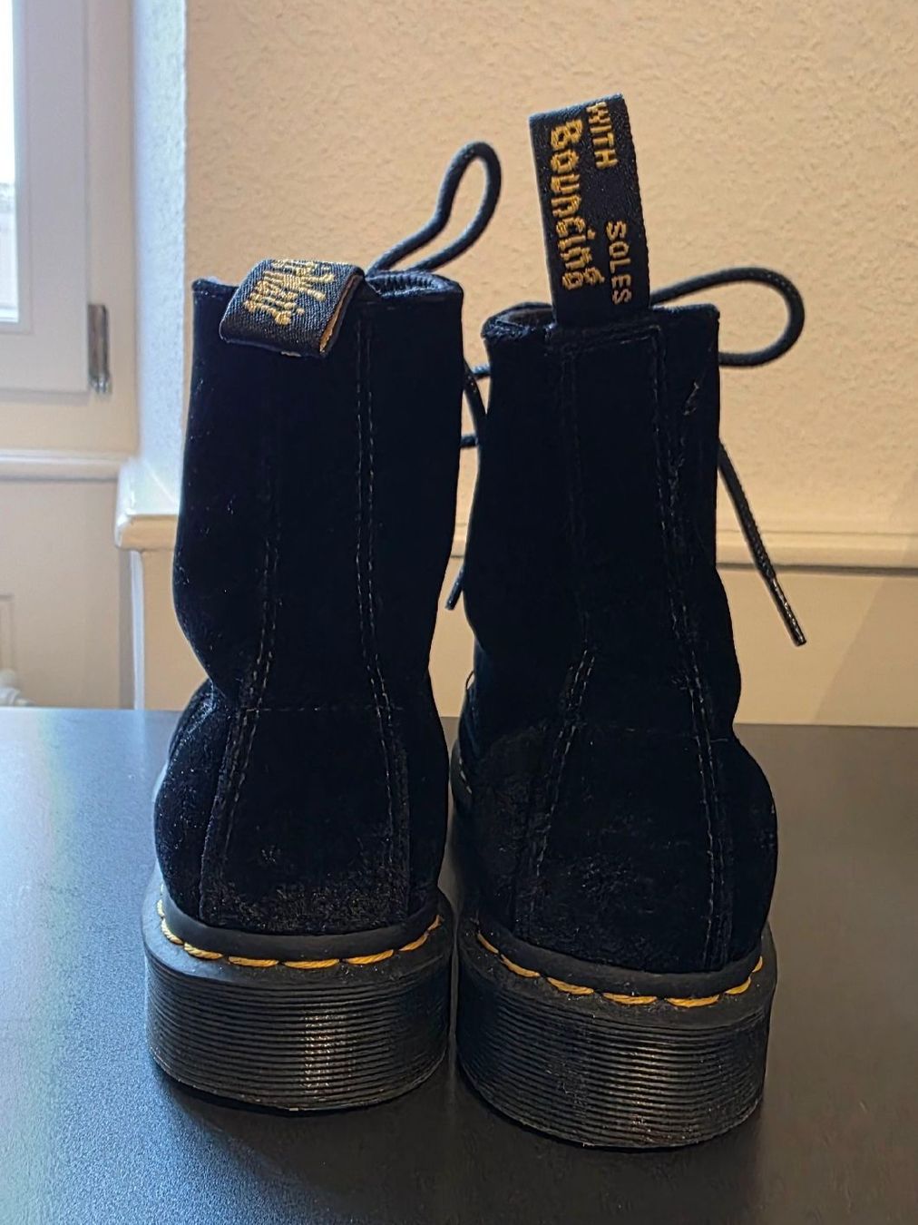 Dr. Martens Scarpe da uomo: Dr. Martens 1460 Pascal Velvet – Nuovo (secondo la descrizione) da Solothurn venduto da _Moonchild_ 1