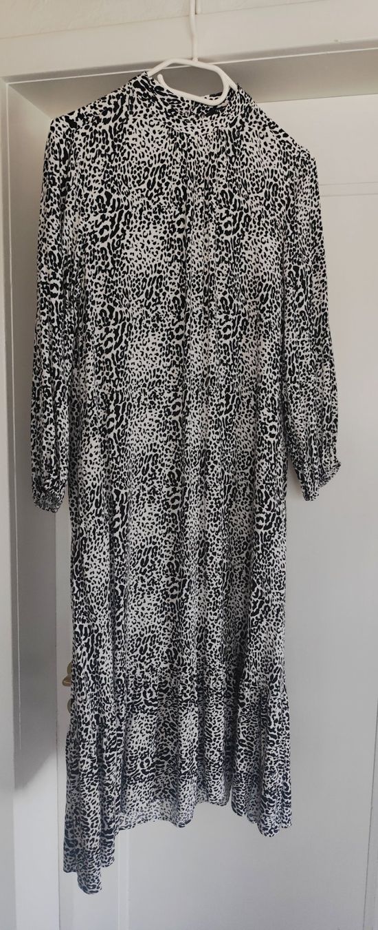 Zara Vestiti: Langes ZARA Kleid – Nuovo (secondo la descrizione) da Zürich venduto da Claudia_Zueri
