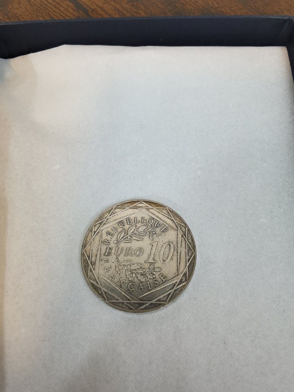 Tutti le monete: 10 Eur 2016 UEFA – Usato da Reinach BL venduto da Coin-Vintage 1