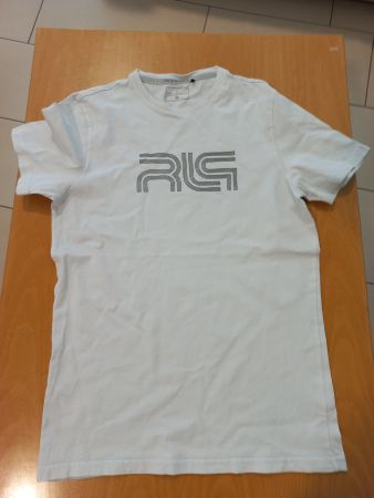 T-Shirt aus Robert Lewandowski 4F x RL9 Kollektion
