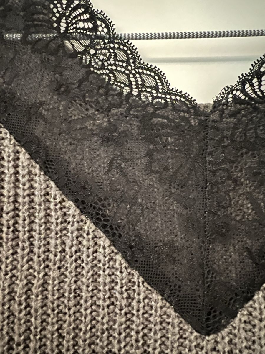 Maglioni & Felpe: Dunkelgrauer Strickpullover mit Spitzeneinsatz (Gr. L) – Usato da Winterthur venduto da mel_wy 2