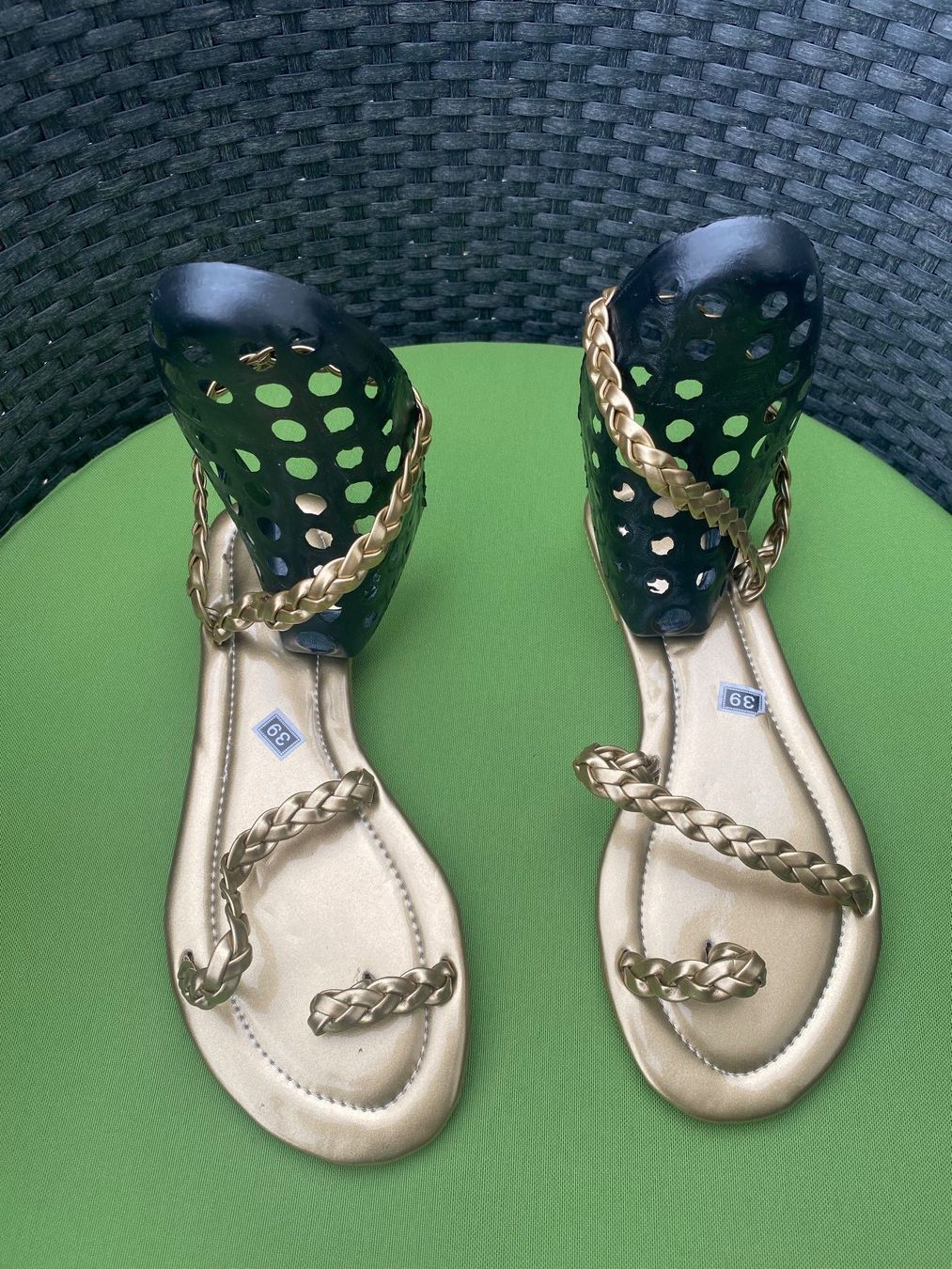 Scarpe da donna: SUMMERTIME - stylische/edle Flip-Flops, gold, 39 – Nuovo (secondo la descrizione) da Winkel venduto da ferrari2022 1