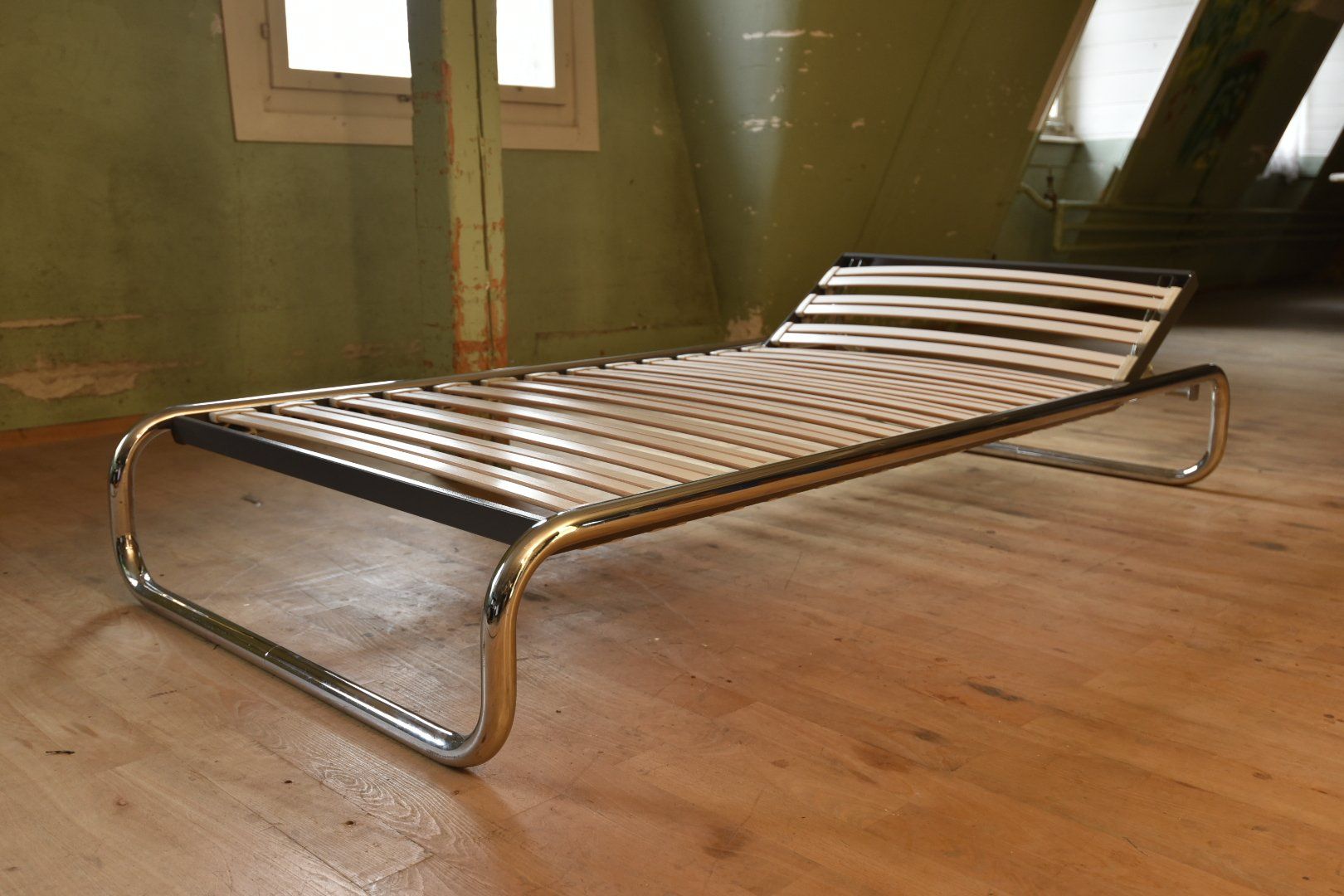 Embru Letti: Designer Bett Embru Roger Aubort – Usato da Lichtensteig venduto da Polsterwerk 6