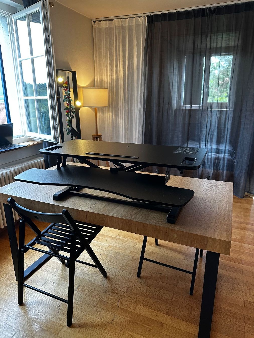 Bureaux: DIGITUS Stand/Sit Desk Converter – D'occasion à Zürich par shobuxtreme 5