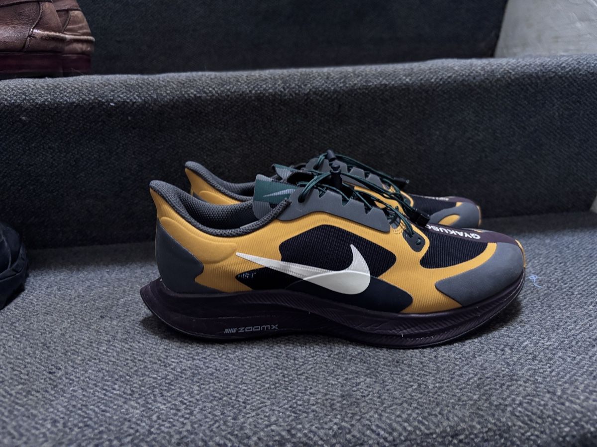 Nike Scarpe da donna: Nike - gyakusou by undercover lab – Usato da Zürich venduto da Hanna-Hadorn 1