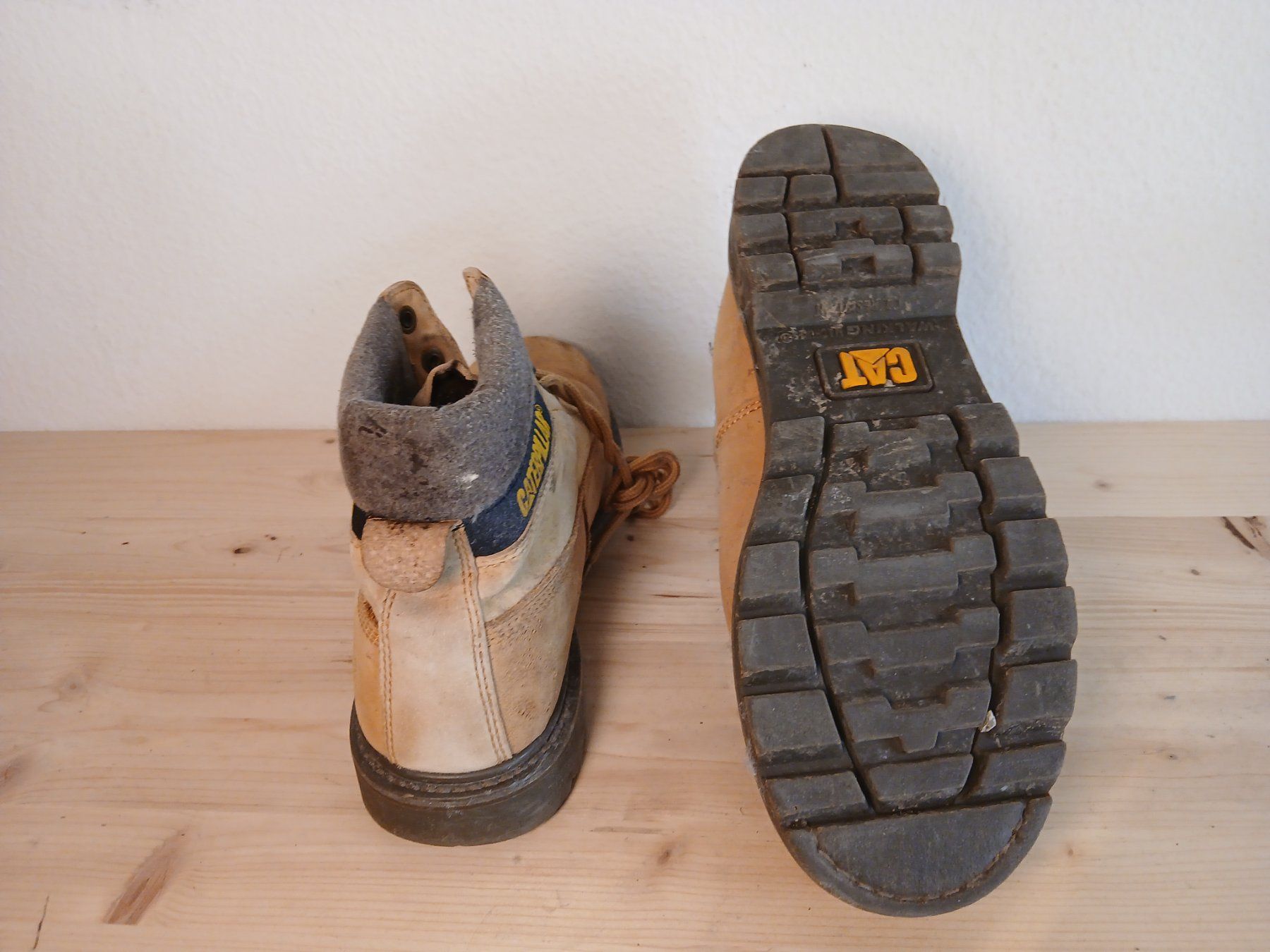 Caterpillar Scarpe da uomo: Catterpillar Winterstiefel/Timbs 45 – Usato da Bern venduto da Gianmar93 1