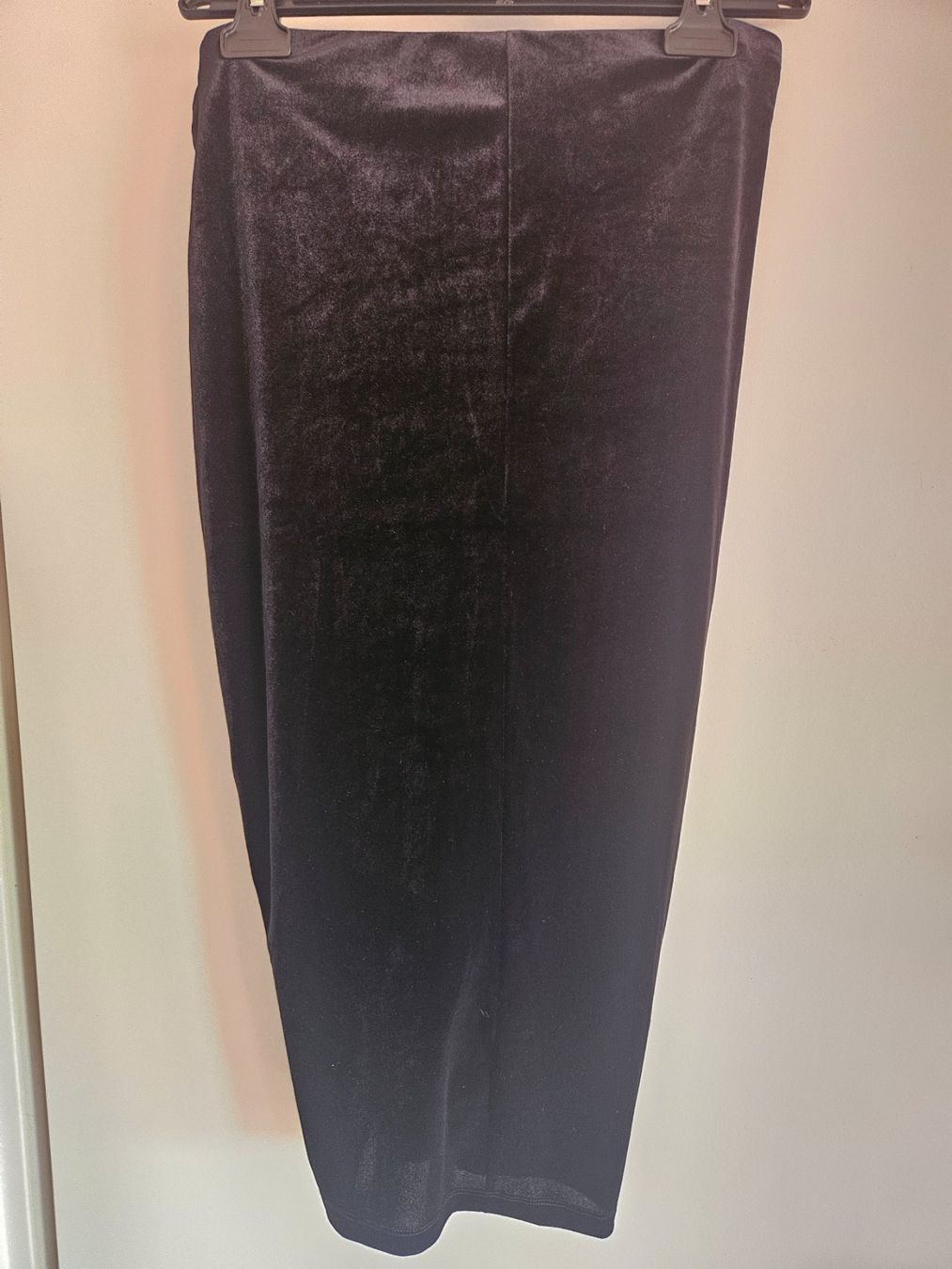 Hugo Boss Röcke: Elegante Samt Rock, Schwarz, Grösse M - – Neu (gemäss Beschreibung) aus Zürich von SkullLady88 2